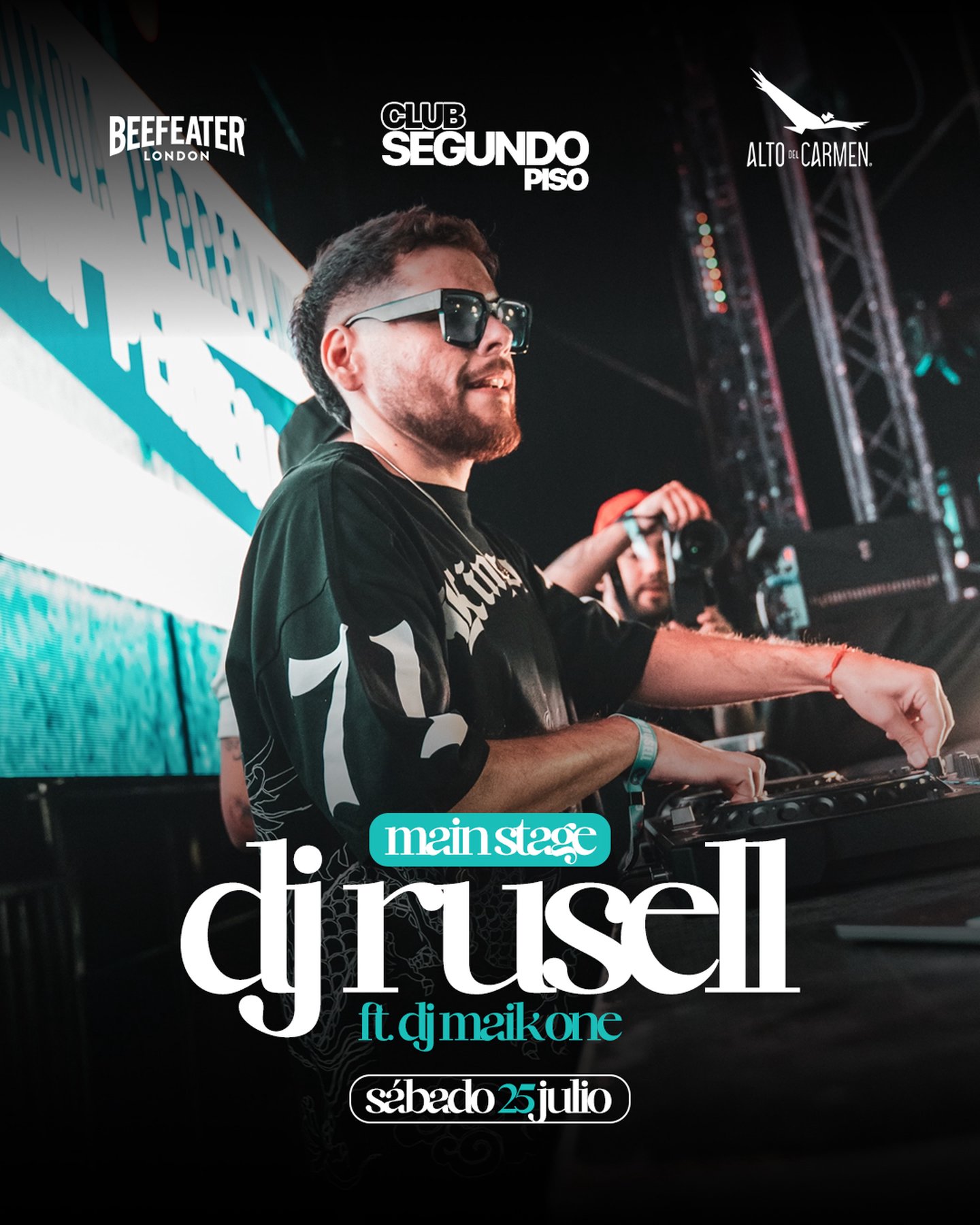 SABADO EN EL CLUB / SPECIAL GUEST DJ RUSELL
