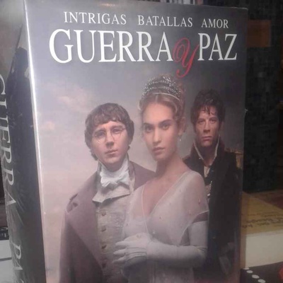 Guerra y paz en Libreria Tomislav Punta Arenas