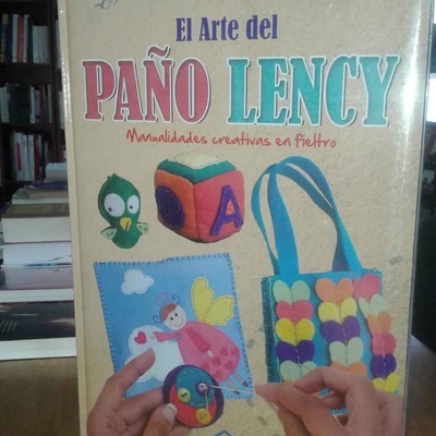 El arte del Paño Lency en Libreria Tomislav Punta Arenas